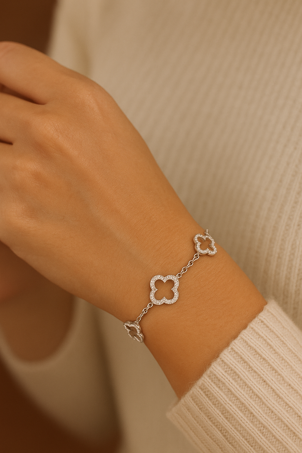 Gorgeous Four Leaf Hollow Clover Bracelet with in laid Zircon
