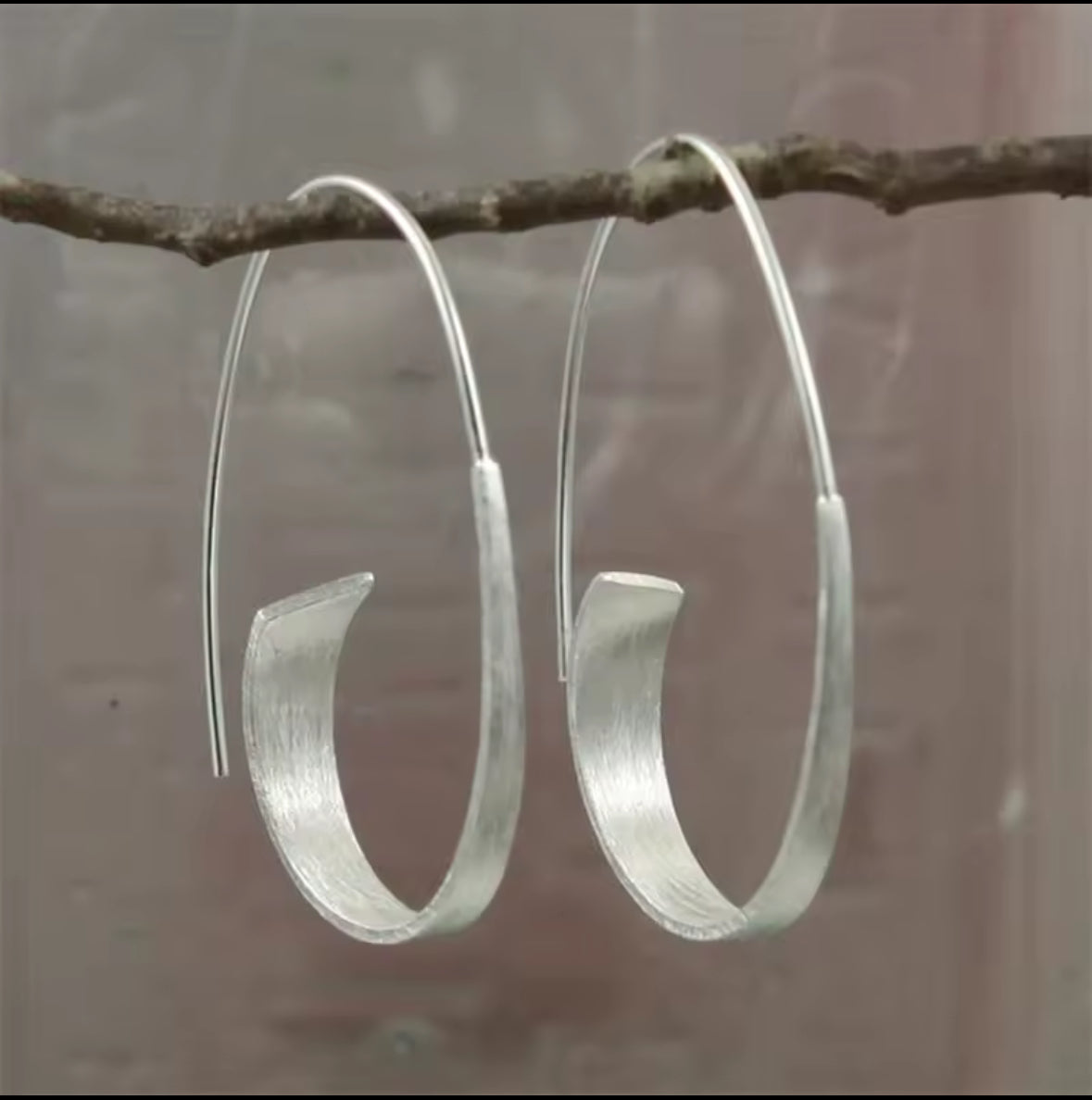 Minimalist Long Hook Spiral Silver Hoop Earrings – Modern Dangle Earrings for Women.