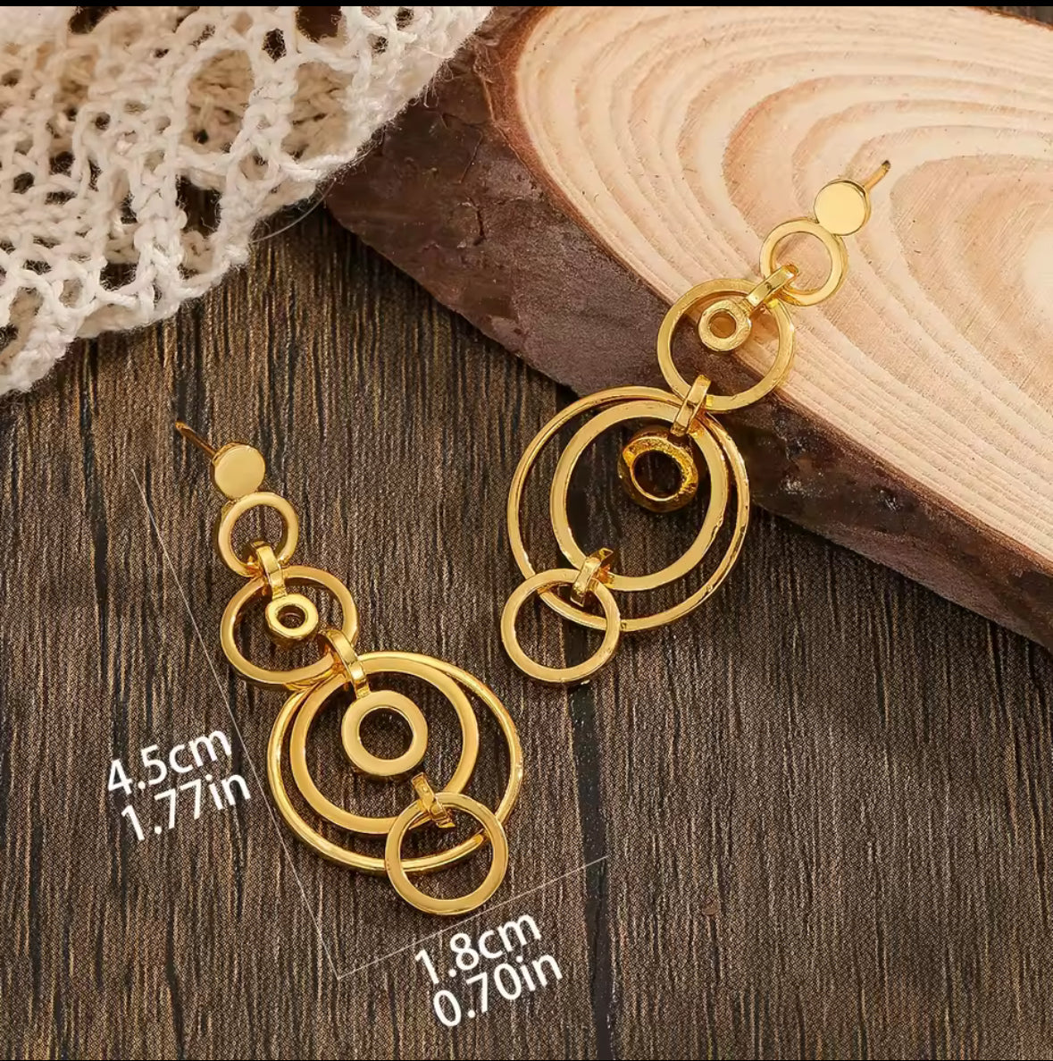 Small Geometric Gold Hollow Circle Earrings – Minimalist Hoop Studs for Women.