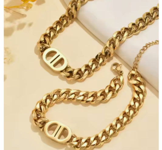 Designer inspire stainless steel necklace.