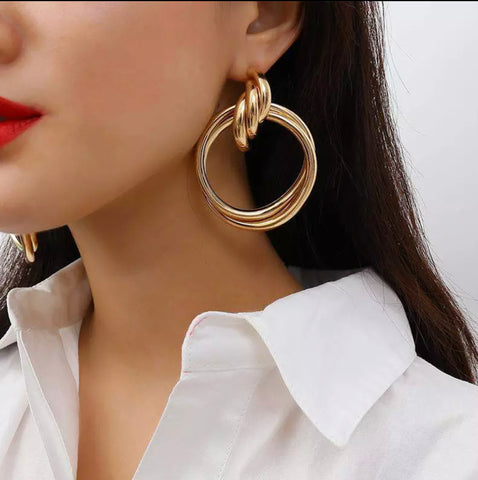 Picture of E88-GOLD OVERSIZED  HOLLOW GEOMETRY DROP EARRING