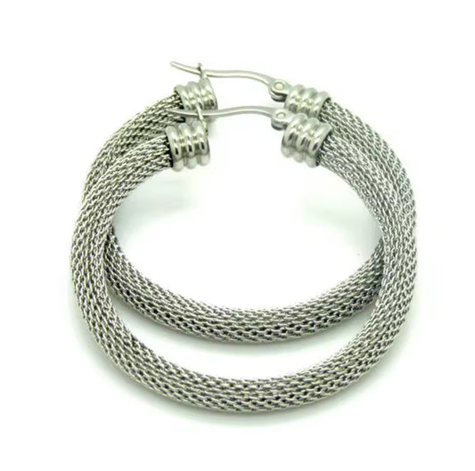 Stainless steel mash big hoop earrings.